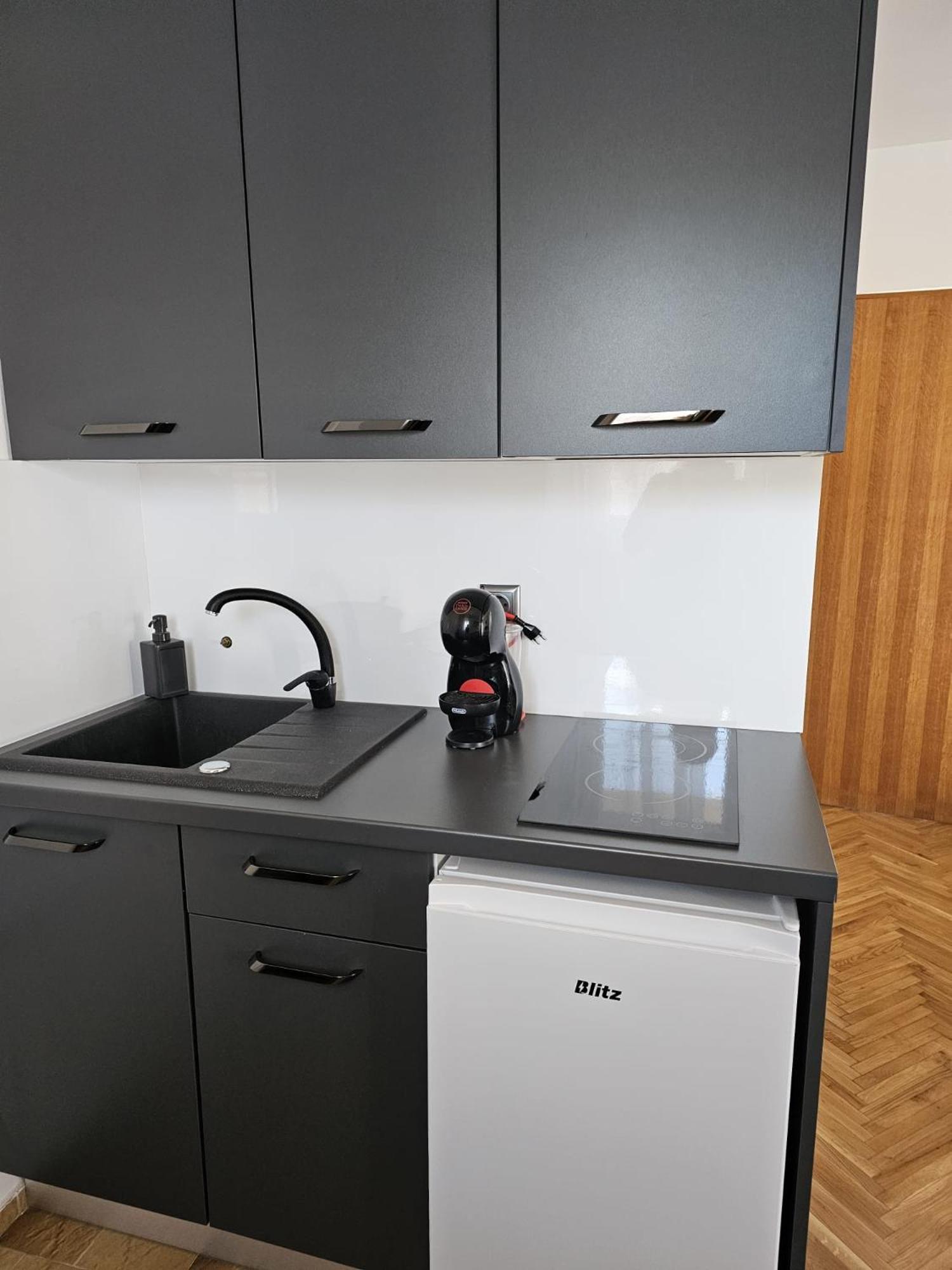 Apartmani Suhi Brod Medulin Exteriér fotografie