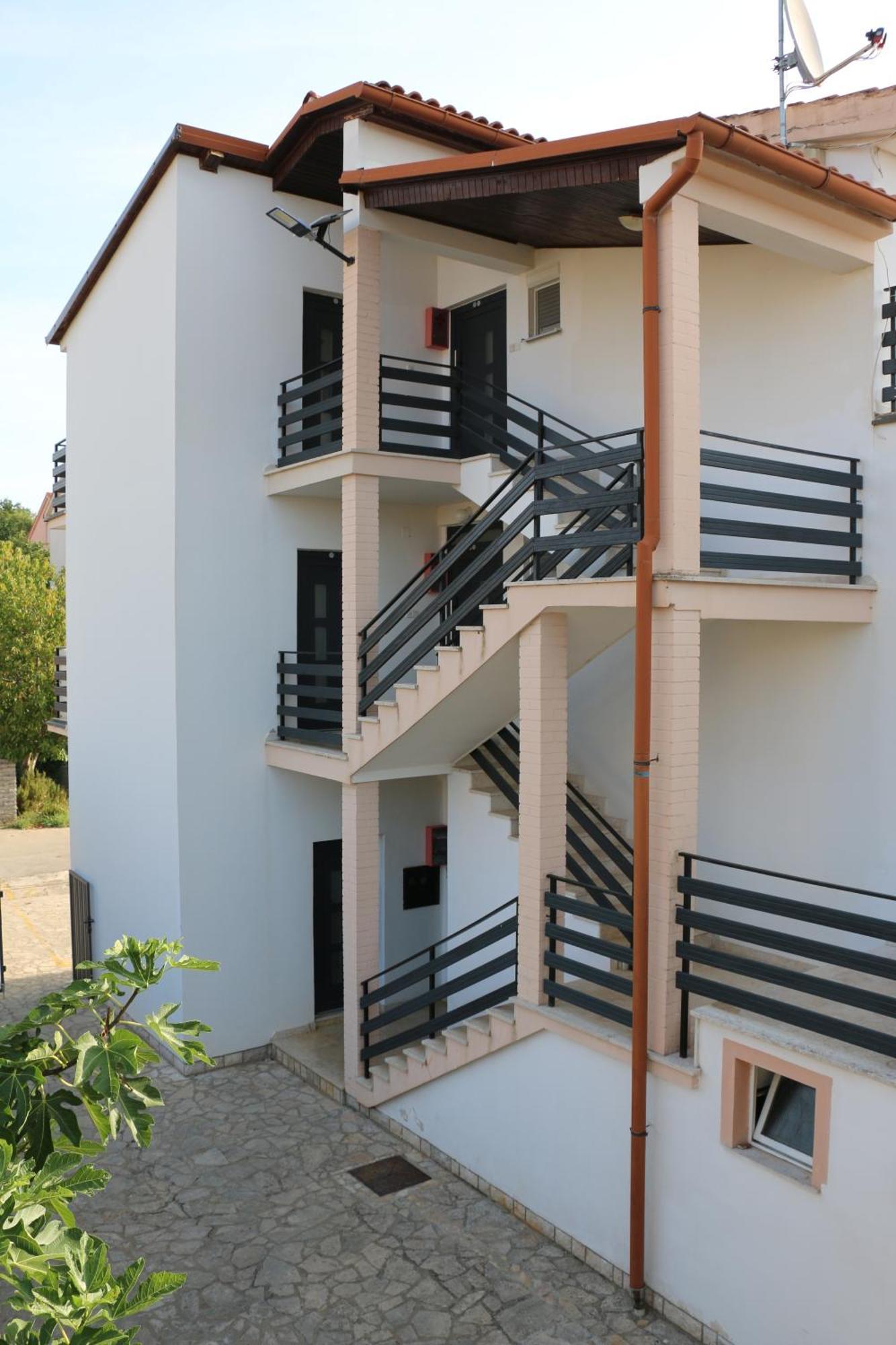 Apartmani Suhi Brod Medulin Exteriér fotografie