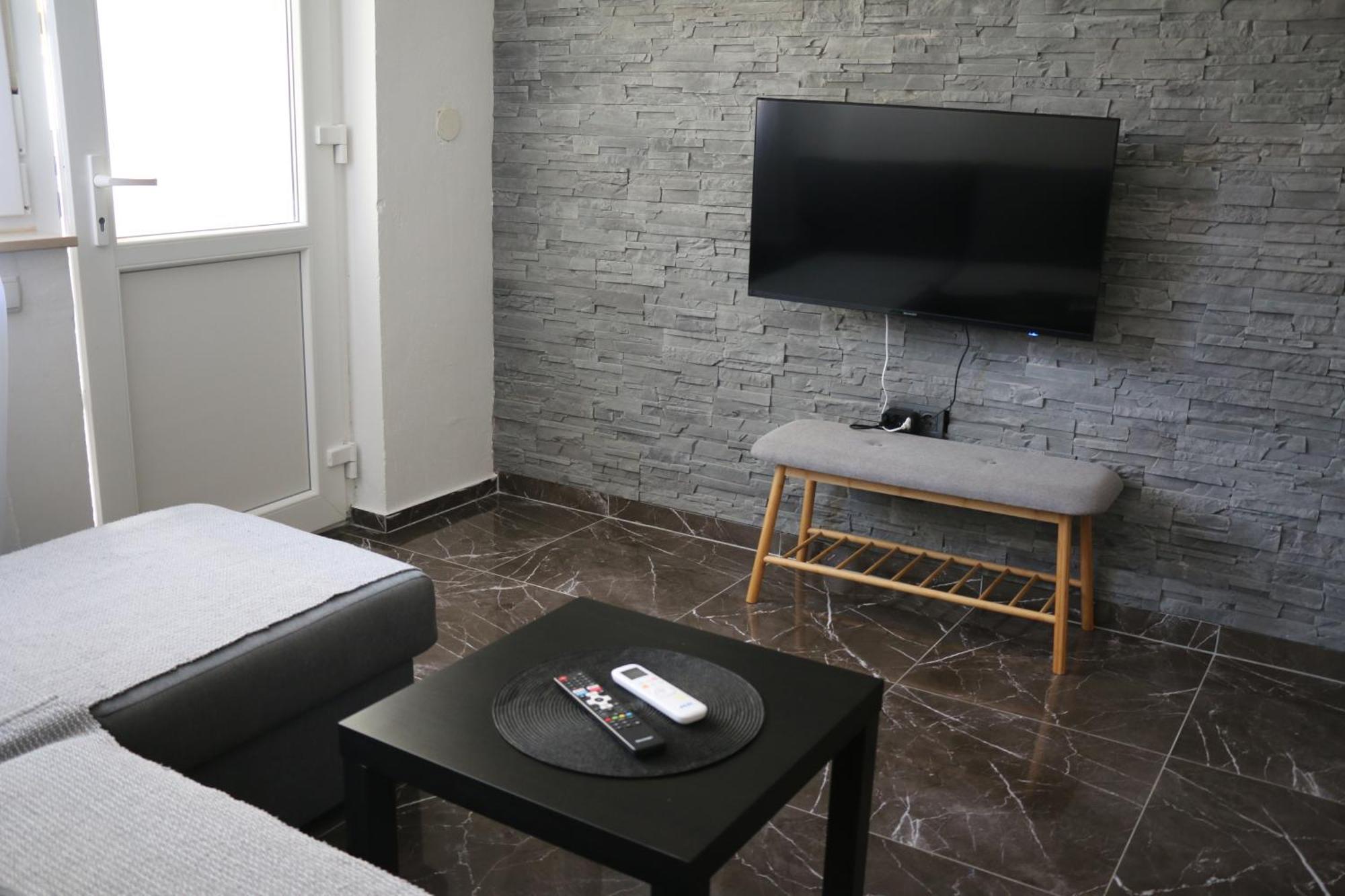 Apartmani Suhi Brod Medulin Exteriér fotografie